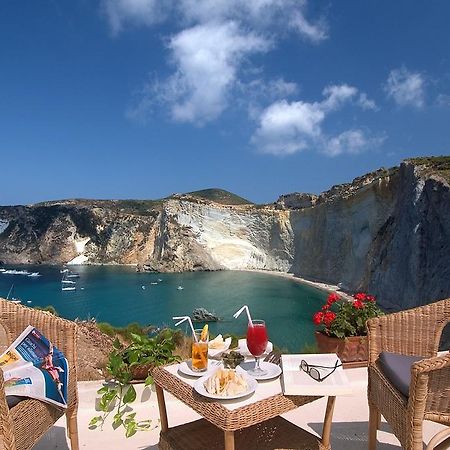 Hotel Chiaia Di Luna Ponza Exterior foto