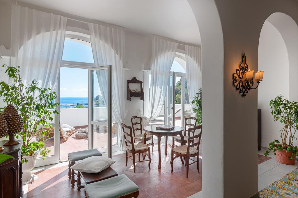 Hotel Chiaia Di Luna Ponza Exterior foto